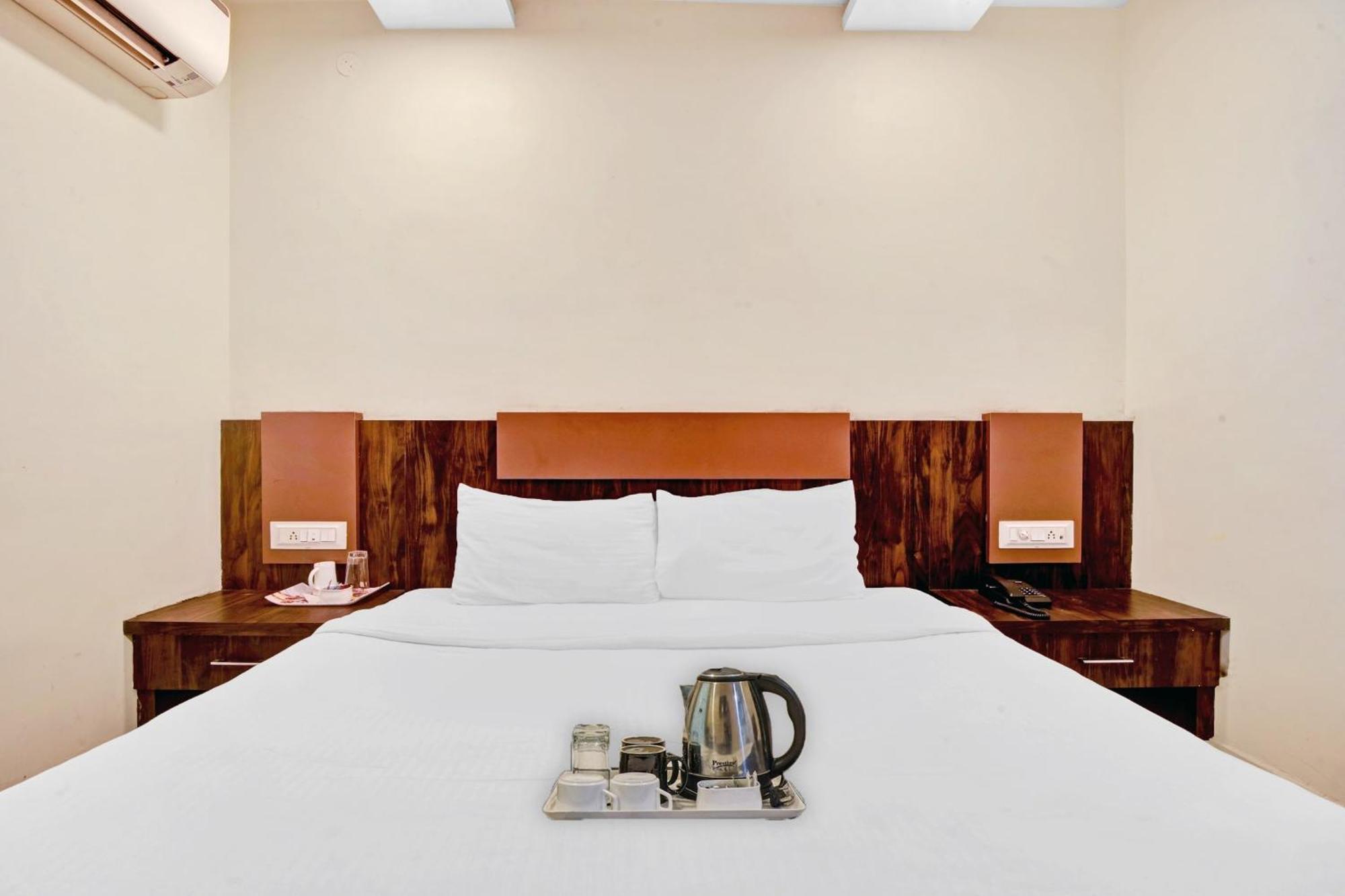 Townhouse 700 Hotel Krishna. 나그푸르 외부 사진
